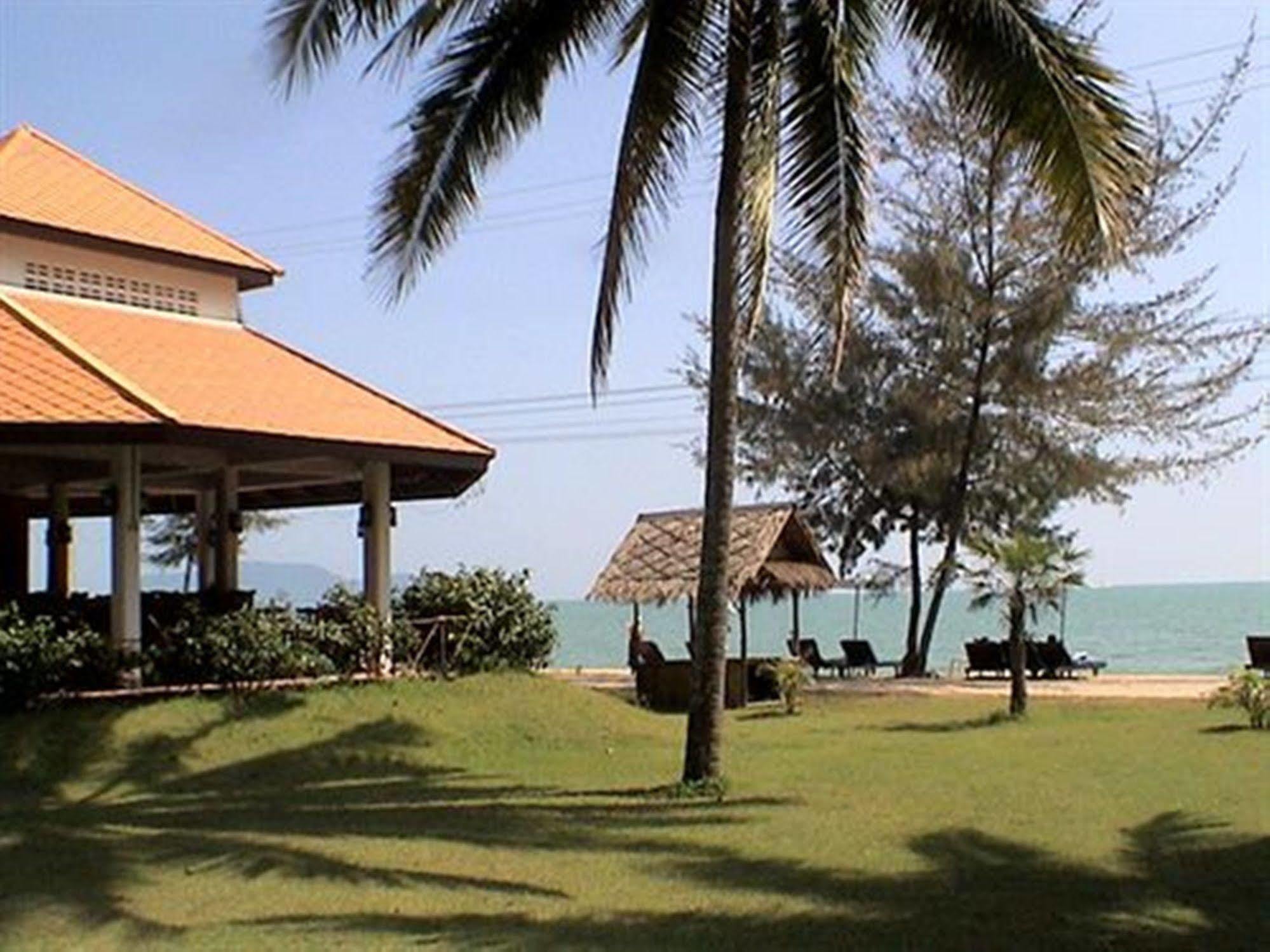Coral Hotel Bangsaphan Bang Saphan Esterno foto
